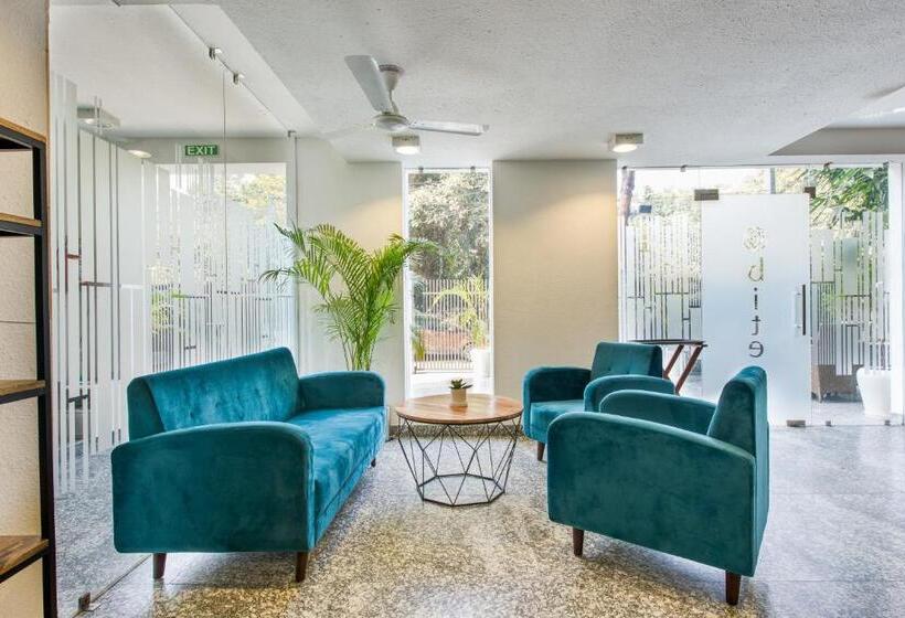 اتاق لوکس, Rosastays Gurugram Sec 31