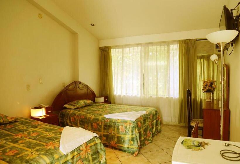 اتاق استاندارد, Sol Del Oriente Iquitos