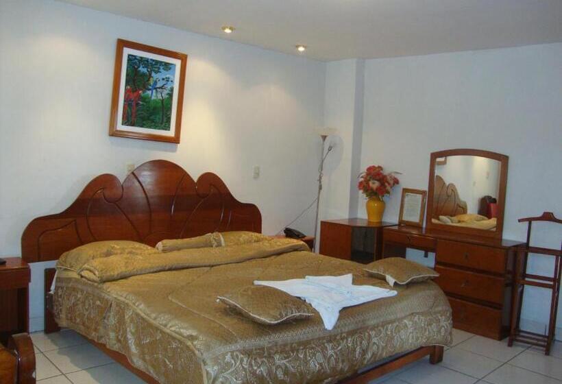 اتاق سوپریور, Sol Del Oriente Iquitos