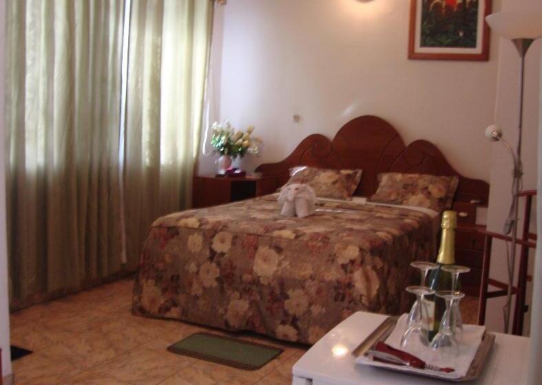 اتاق سوپریور, Sol Del Oriente Iquitos
