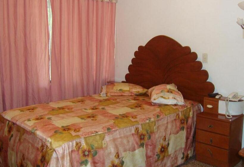 اتاق استاندارد یک نفره, Sol Del Oriente Iquitos