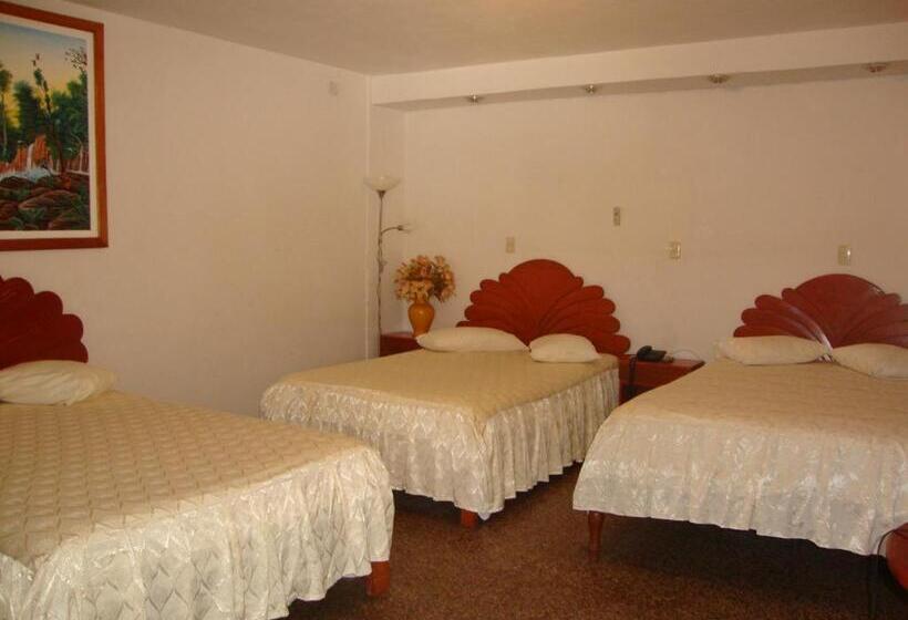 اتاق استاندارد سه نفره, Sol Del Oriente Iquitos