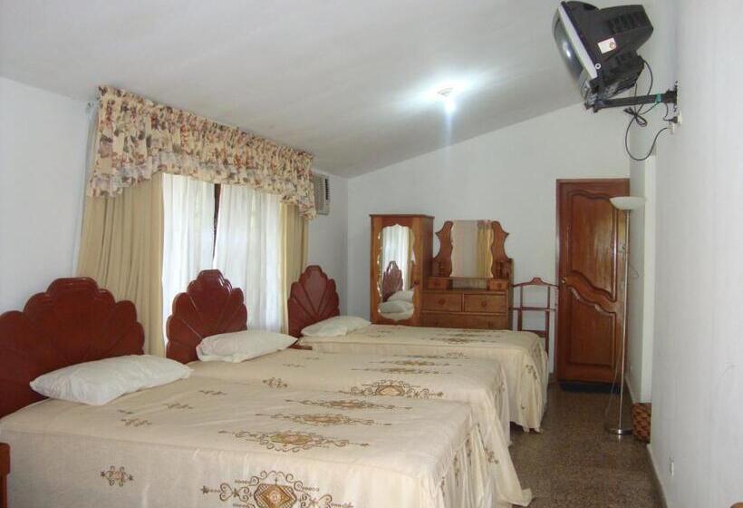 اتاق استاندارد سه نفره, Sol Del Oriente Iquitos
