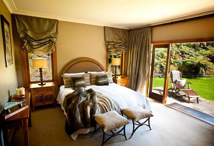 اتاق استاندارد, Treetops Lodge & Estate