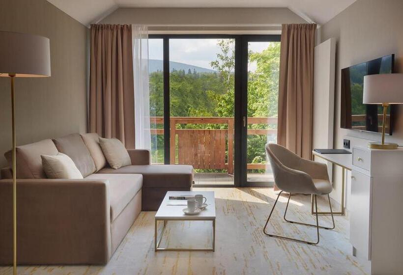 استودیوی استاندارد, Five Seasons Szklarska Poręba