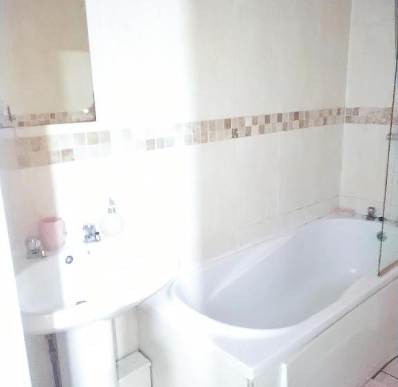 스탠다드 룸 공동 욕실, Cosyroom Close To University Of Bradford And City Centre