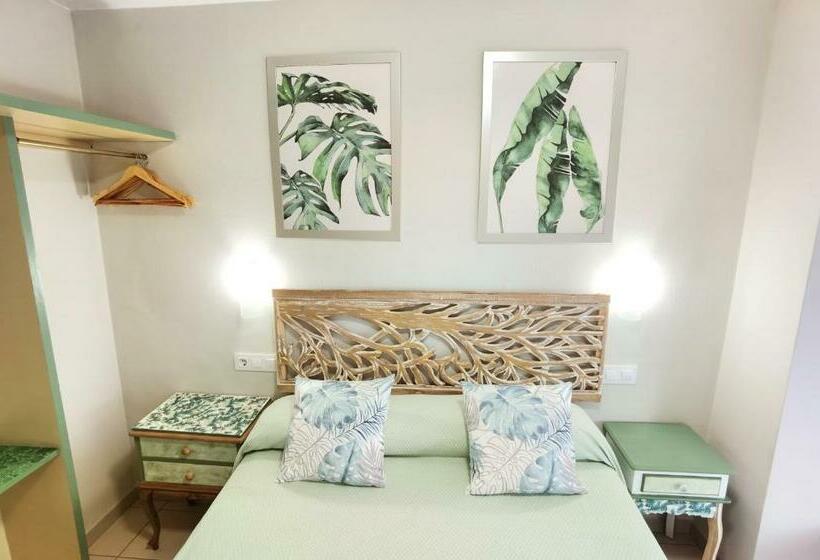 Номер Стандарт, Hostal Rigau