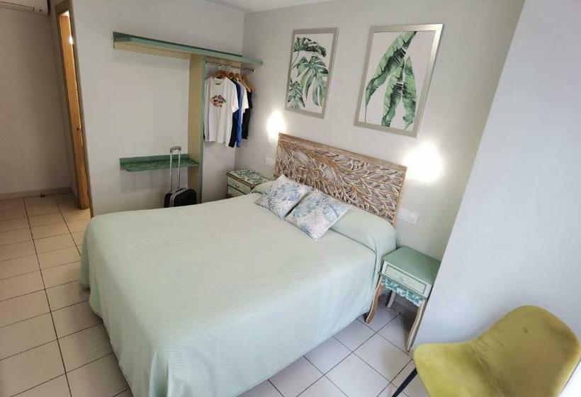 Номер Стандарт, Hostal Rigau