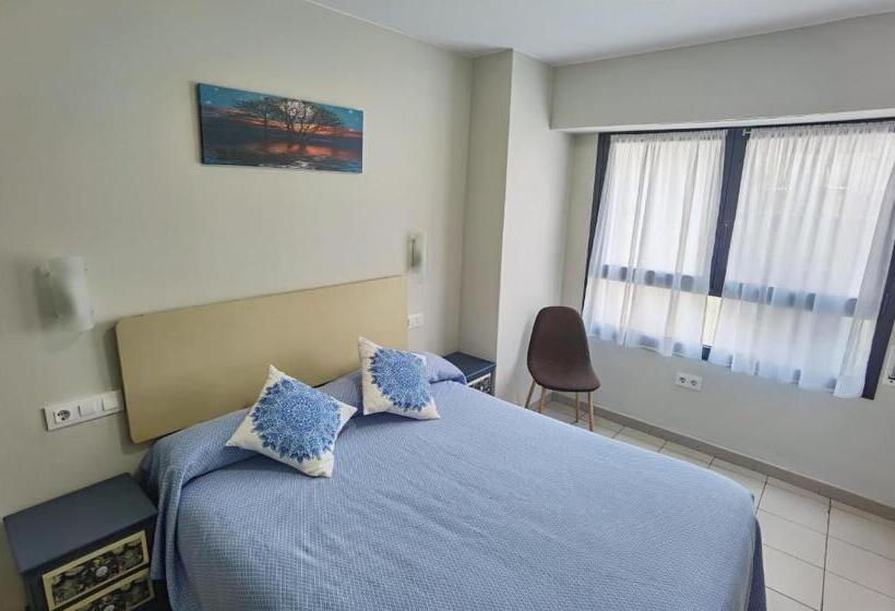 Номер Стандарт, Hostal Rigau