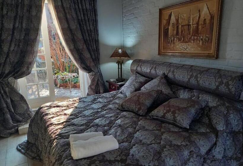 اتاق استاندارد با تخت بزرگ, Michaelangelo Guest House