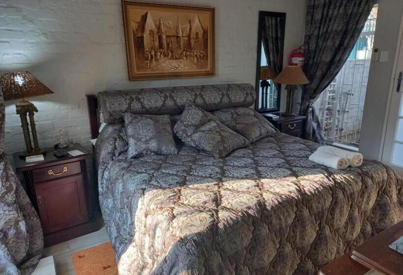 اتاق استاندارد با تخت بزرگ, Michaelangelo Guest House