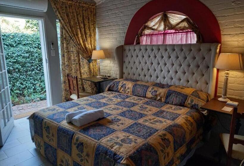 اتاق استاندارد با تخت بزرگ, Michaelangelo Guest House
