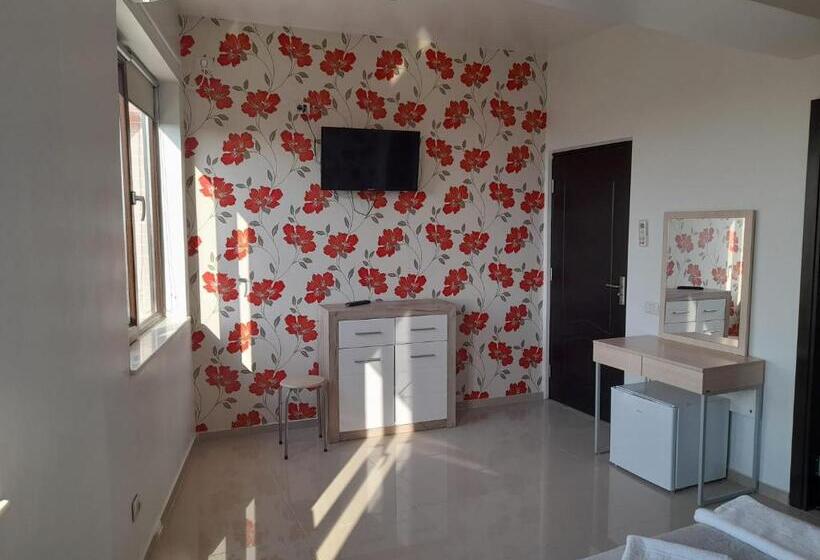 스탠다드 룸 킹사이즈 침대, Casa Florea