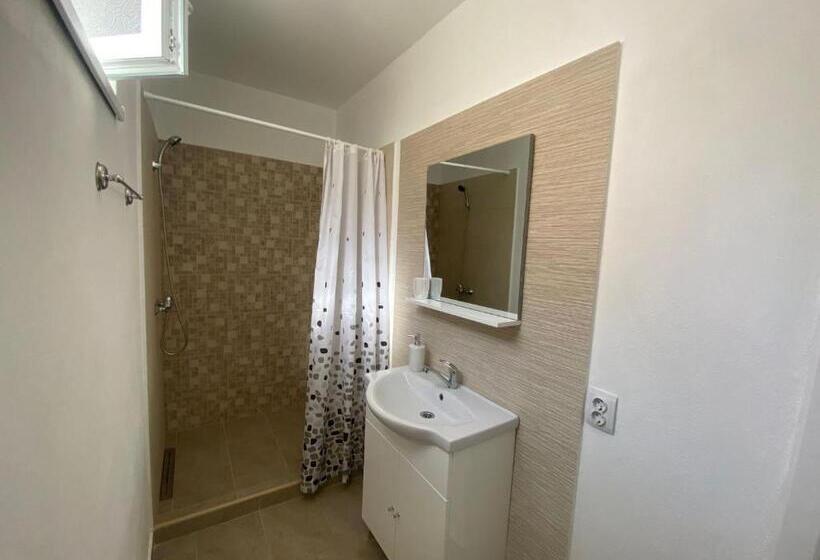اتاق استاندارد, Casa Roxamy