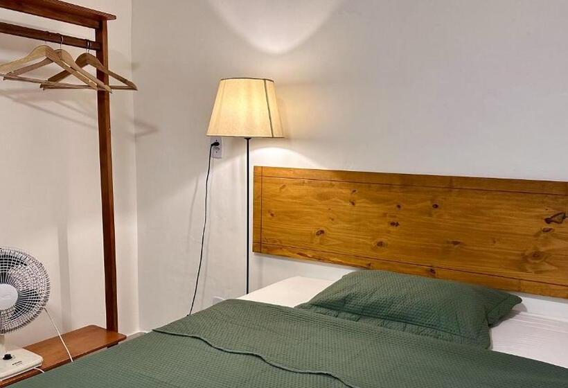 اتاق استاندارد, Gayfriendly Hostel Bsb Airport