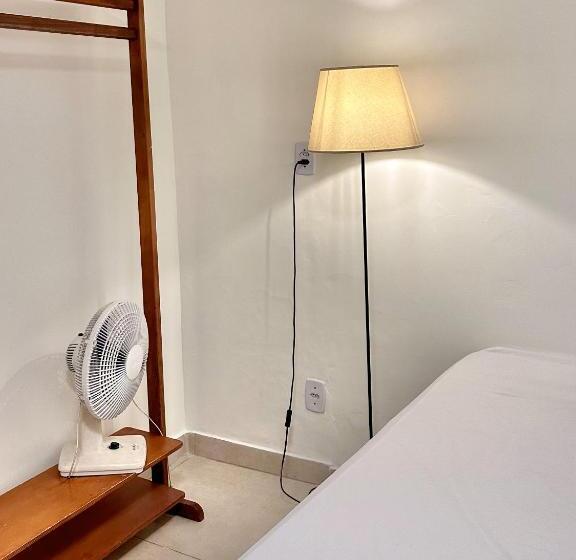 اتاق استاندارد, Gayfriendly Hostel Bsb Airport