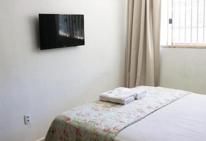 سوییت, Gayfriendly Hostel Bsb Airport