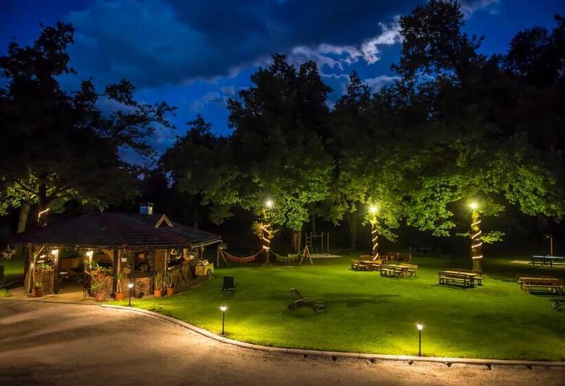 Habitación Estándar con Balcón Vista Jardín, Penzion Pibernik   Adults Only