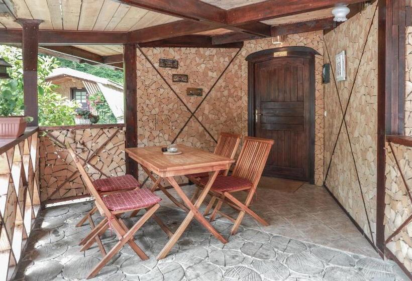 Bungalow Deluxe, Penzion Pibernik   Adults Only