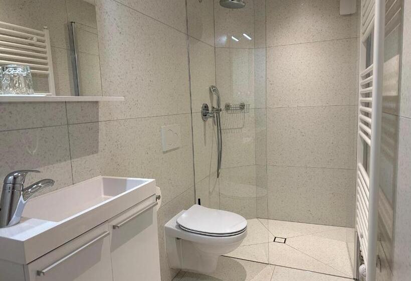 Habitación Estándar con Vistas, Penzion Pibernik   Adults Only