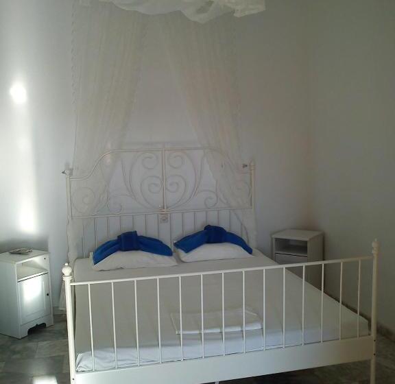 Economy Studio, Villa Kavourakia