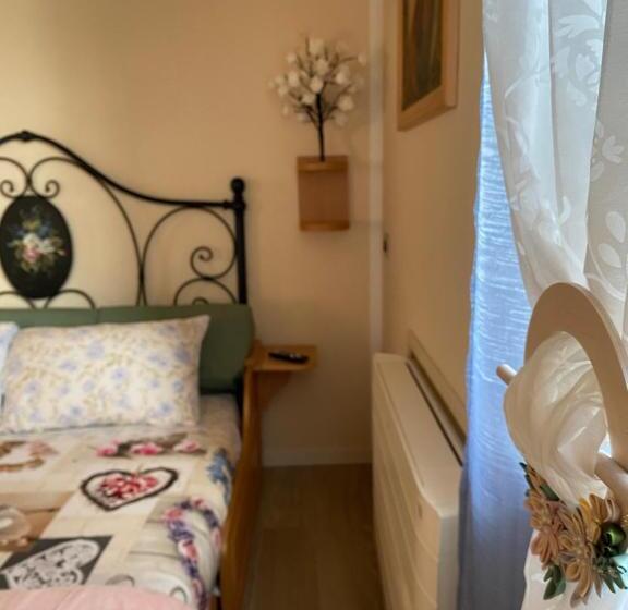 اتاق استاندارد سه تخته با چشم‌انداز باغ, Roseto Holidays Azzurro