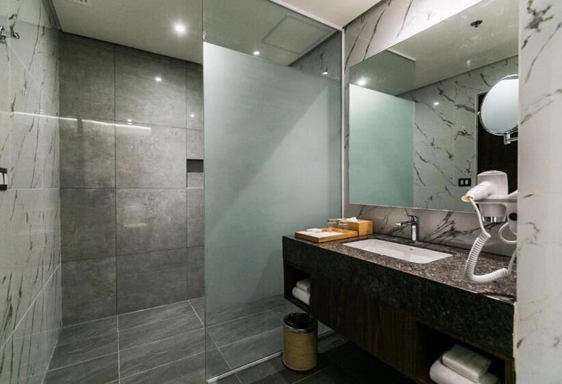 디럭스 룸, Grand Summit Hotel General Santos