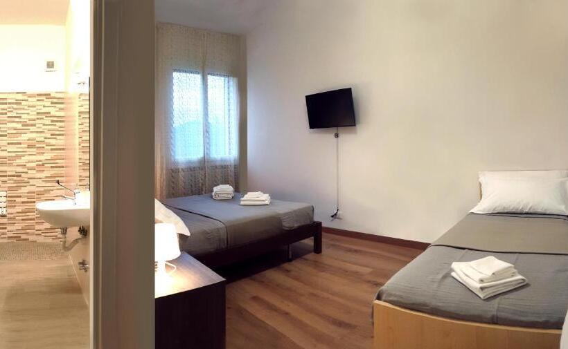 Номер Стандарт Кровать Кинг Адаптированный для Инвалидов, La Meridiana House