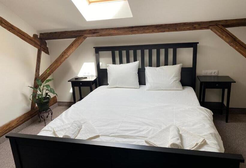 اتاق لوکس, Boutique Rooms With Parking