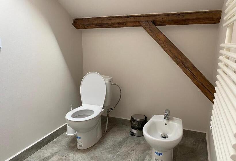 اتاق لوکس سه تخته, Boutique Rooms With Parking