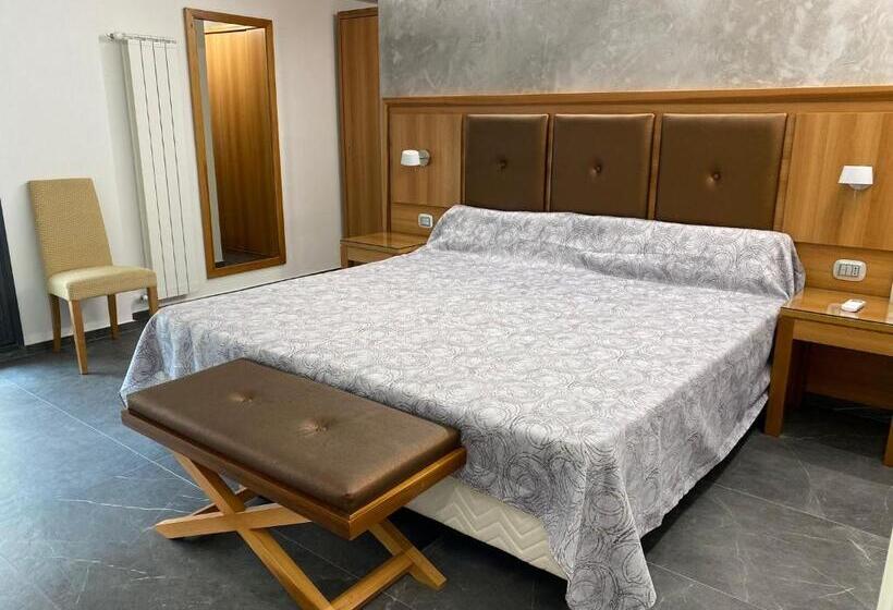 غرفة قياسية, Kefa Suite