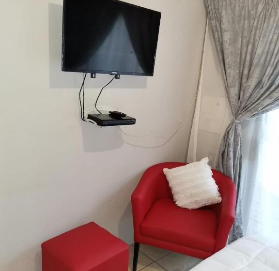 اتاق استاندارد اینتریور, Mia Hills Guest House