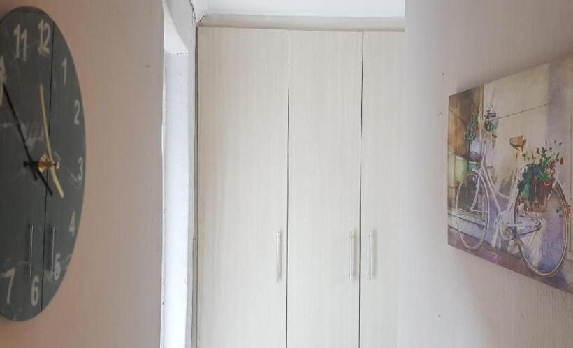 اتاق استاندارد اینتریور, Mia Hills Guest House