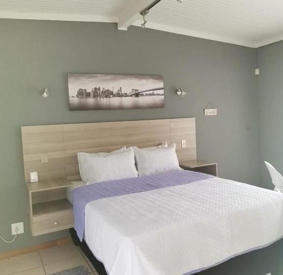 اتاق اکونومی, Mia Hills Guest House