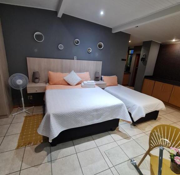 اتاق استاندارد با چشم‌انداز کوهستان, Mia Hills Guest House