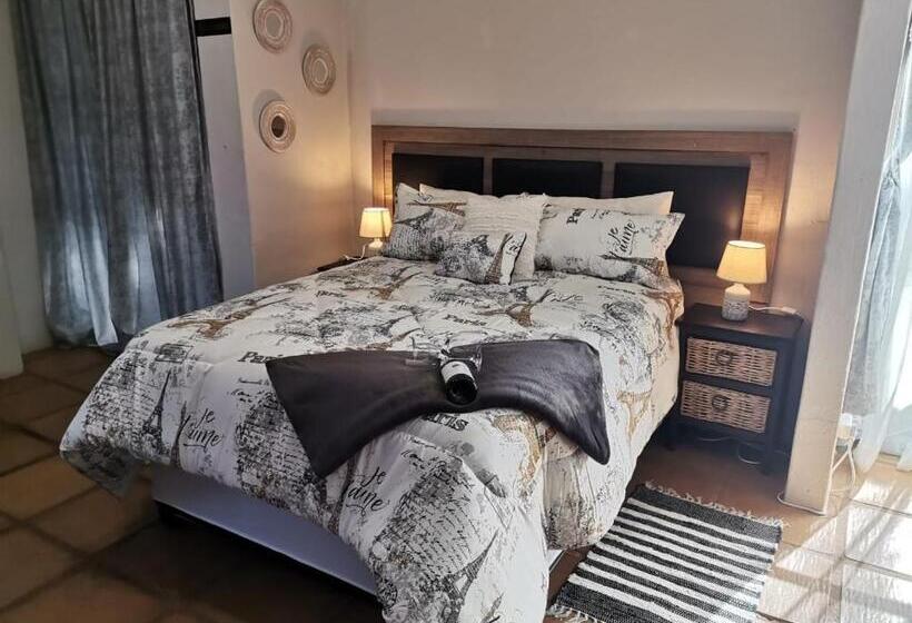 اتاق استاندارد, Mia Hills Guest House