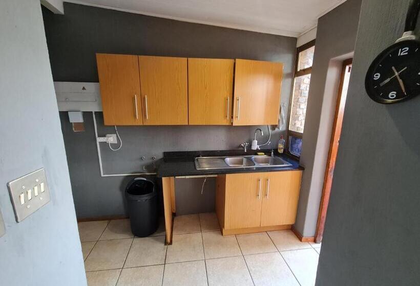 اتاق استاندارد با چشم‌انداز کوهستان, Mia Hills Guest House