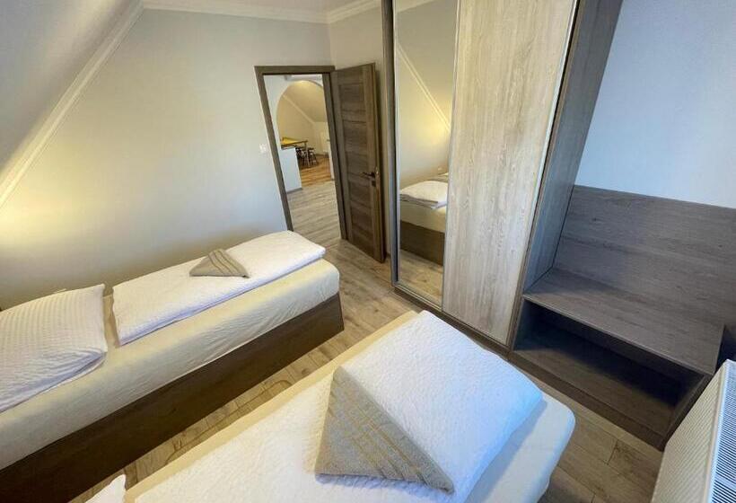 패밀리 룸, Kukorica Csárda Apartman
