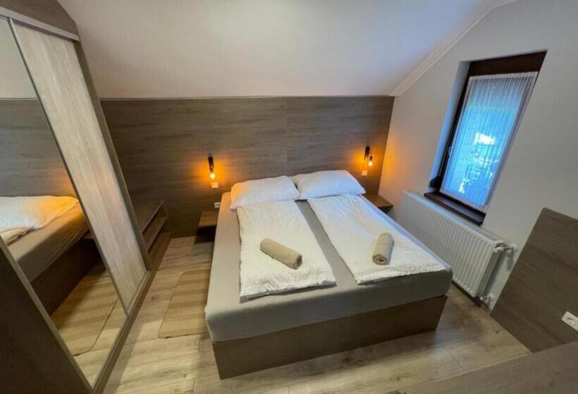 Номер Стандарт, Kukorica Csárda Apartman