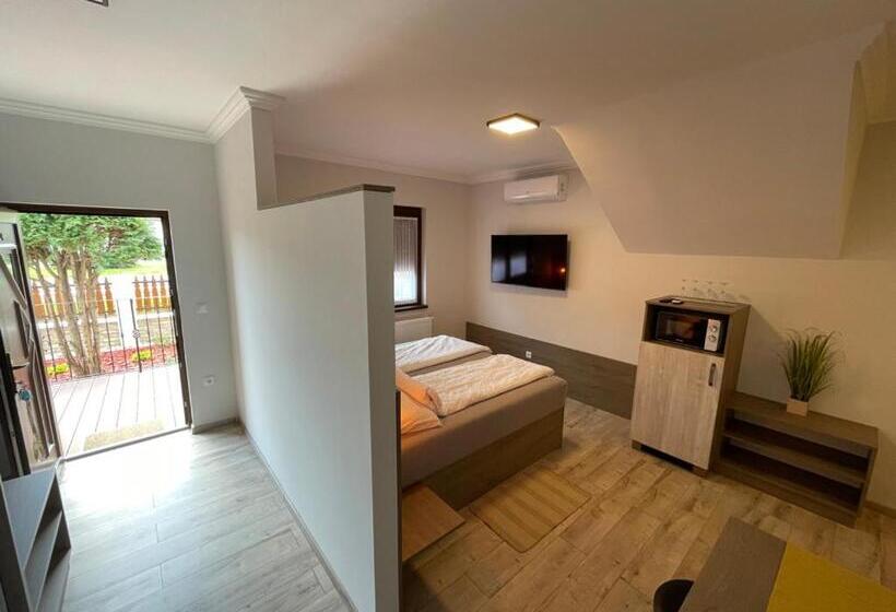 패밀리 스위트, Kukorica Csárda Apartman