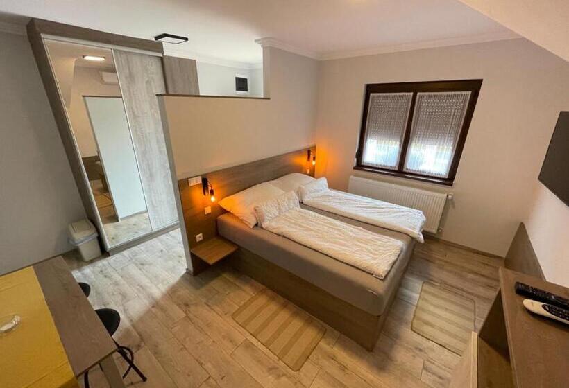 패밀리 스위트, Kukorica Csárda Apartman