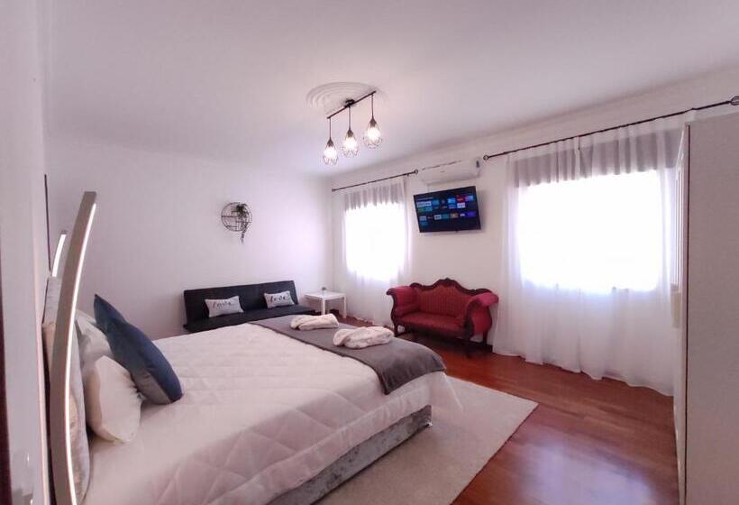 اتاق لوکس, Enchanted Villa