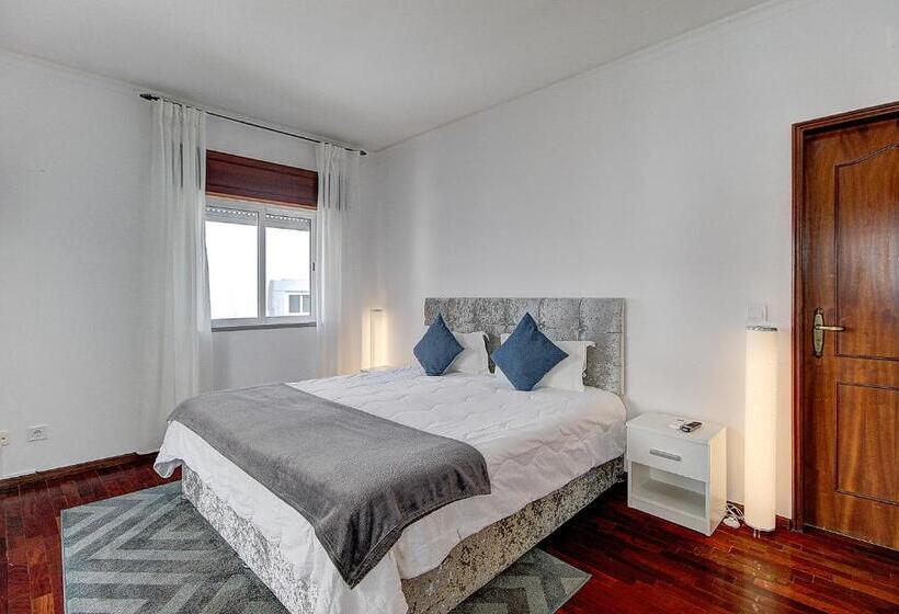 اتاق لوکس با بالکن, Enchanted Villa