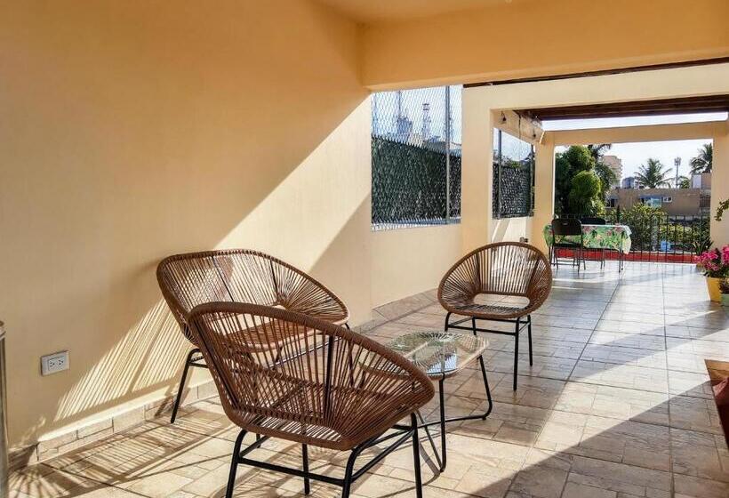 חדר סטנדרט חדר אמבטיה משותף, Hostal En El Centro Lakiwa