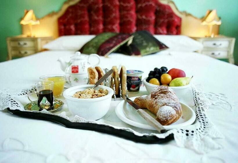 اتاق استاندارد با سرویس بهداشتی مشترک, 5 Balconi B&b