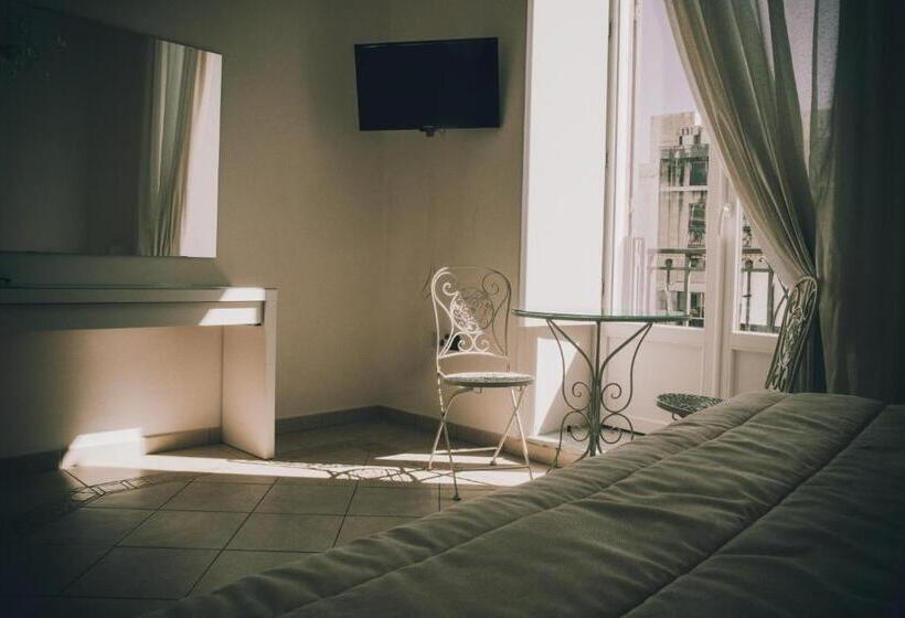 Quarto Estandar com Vistas, B&b Diana