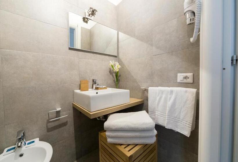 اتاق عادی, Suite Inn Catania