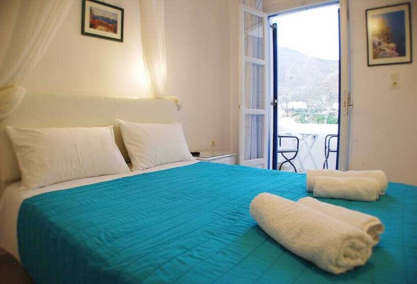اتاق عادی, Aretousa Villas