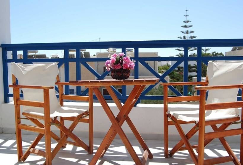 استودیوی استاندارد, Aretousa Villas