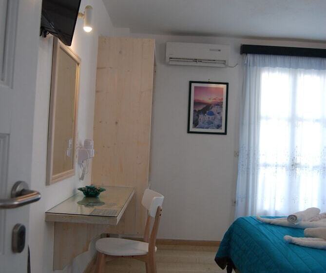 استودیوی استاندارد, Aretousa Villas